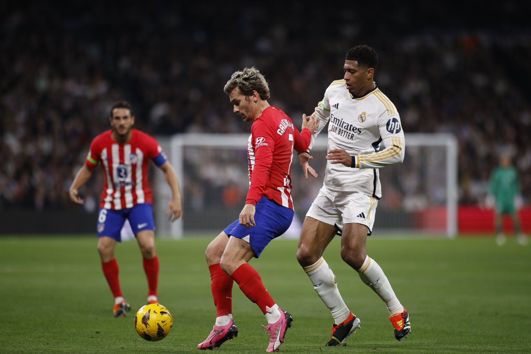 贝林厄姆再度上演帽子戏法，马竞后防线成筛子！的简单介绍