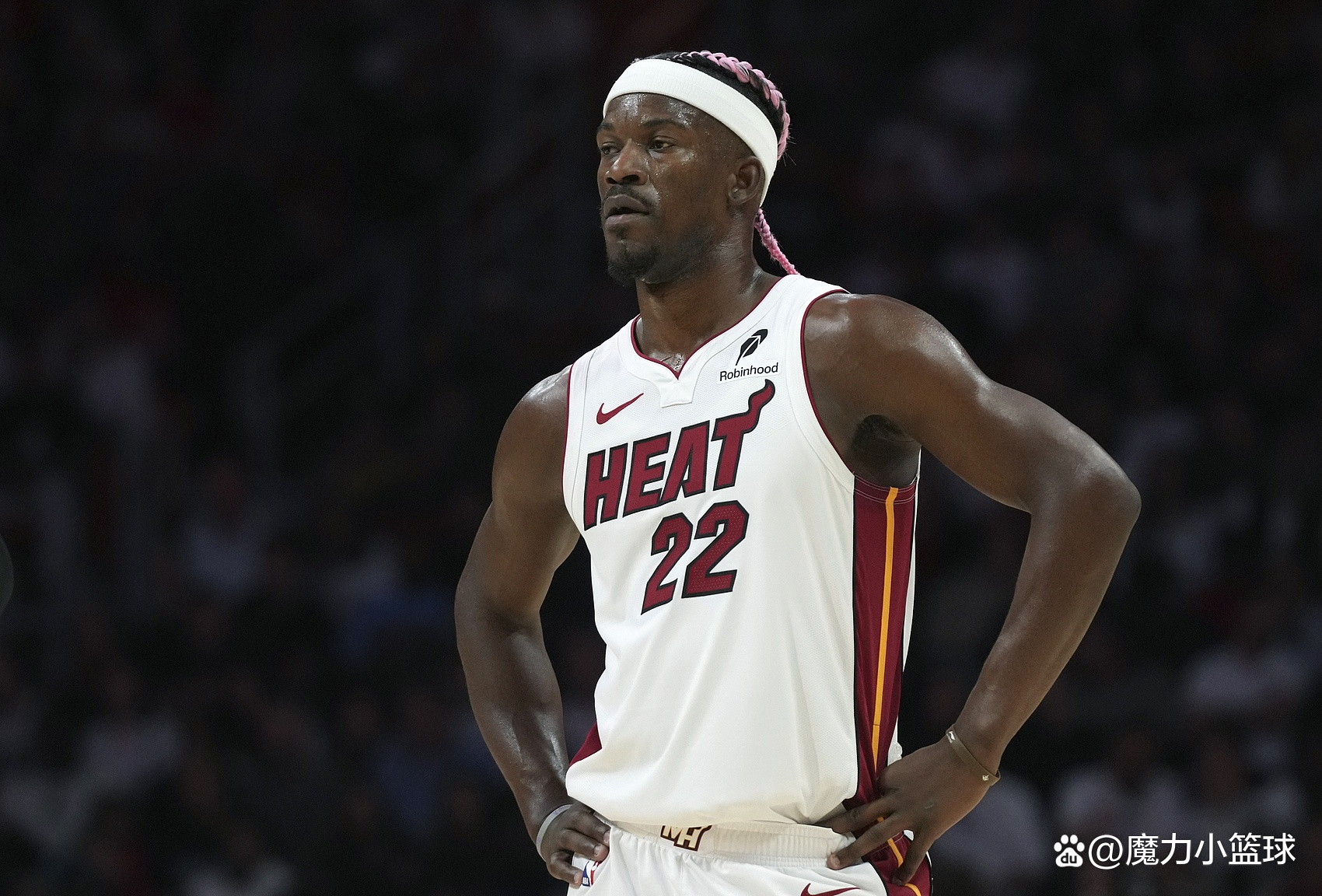 包含湖人绝杀时刻，关键时刻神级表现点燃赛场，巴特勒迎来胜利！的词条